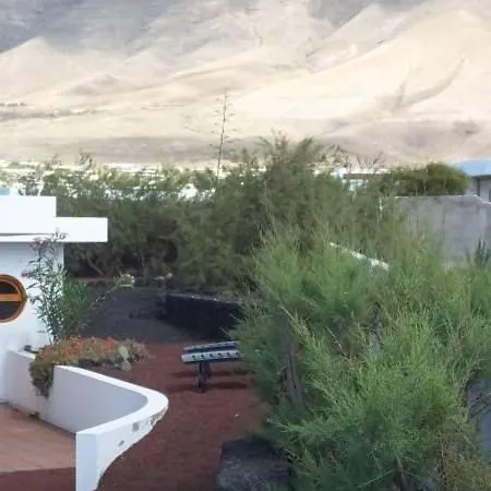 Sleeps 2 Wifi Holiday home *
