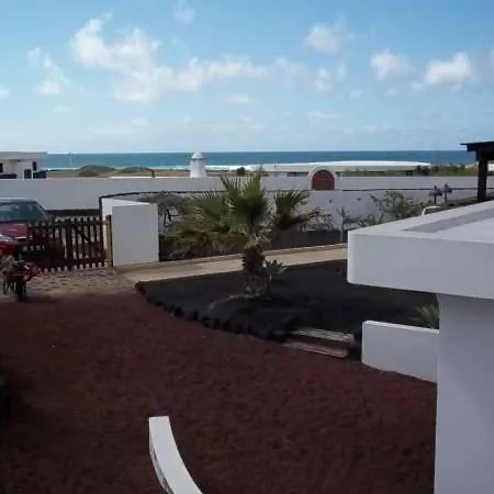 Sleeps 2 Wifi Holiday home *