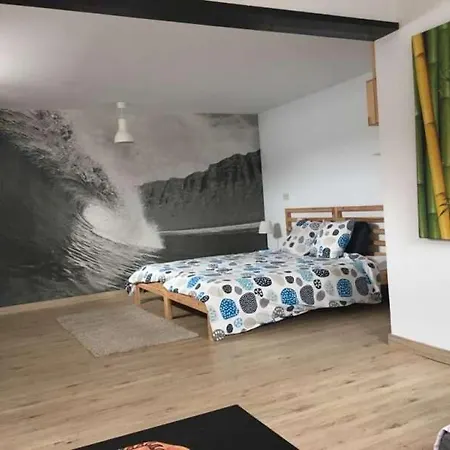 Holiday home Sleeps 2 Wifi *